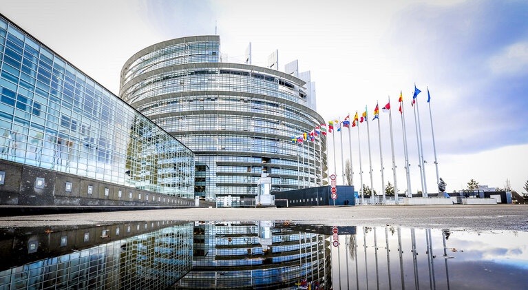 European Parliament Demands Tougher China Policy Amid Trade, Taiwan and Russia Concerns